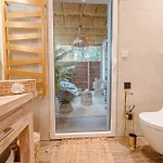 Romantiques Avec Jacuzzi - Marne-la-vallée - Le Jardin De Vos Secrets Affittacamere