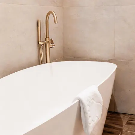 Romantiques Avec Jacuzzi - Marne-la-vallée - Le Jardin De Vos Secrets Mouroux
