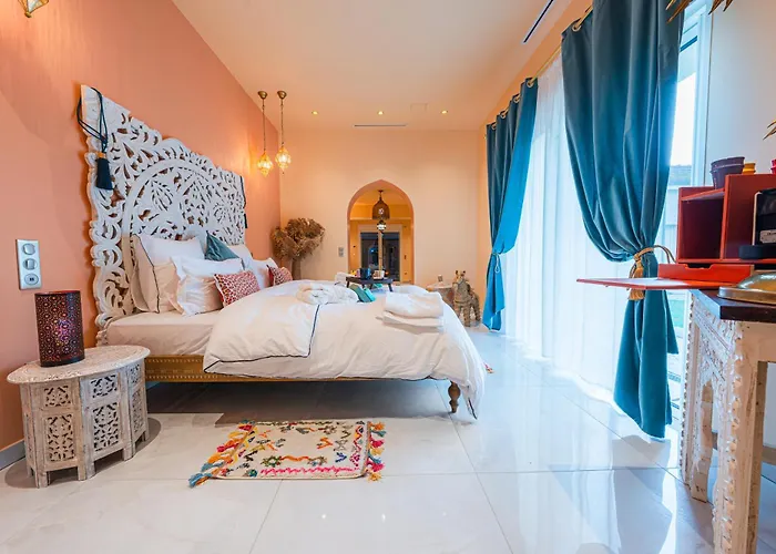 Suites Romantiques Avec Jacuzzi - Marne-La-Vallee - Le Jardin De Vos Secrets
