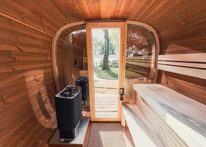 Suites Romantiques Avec Jacuzzi - Marne-La-Vallee - Le Jardin De Vos Secrets Vendégház